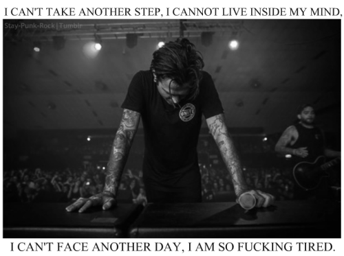stay-punk-rock:  Pittsburgh // The Amity Affliction  Photo credit [x]