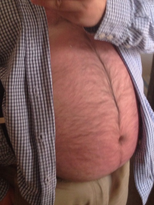 chubbyaddiction:  bearsandbeef:  Tummy Tuesday. porn pictures