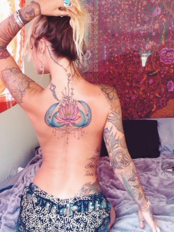 reesuhhh:My back piece finished by Rachel Capone Helmich (@rkcapone on Instagram)((please do not delete note if you reblog!))