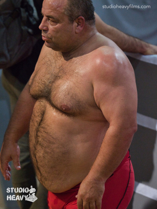 bignheavy:Marcho Markov - Veteran wrestler, the sexiest bull from Bulgaria.Watch his wrestling tease