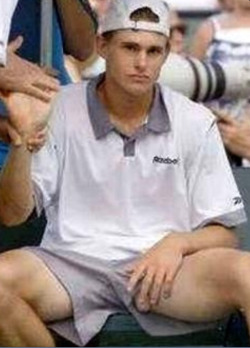 publicpenis:  Tennis star Andy Roddick