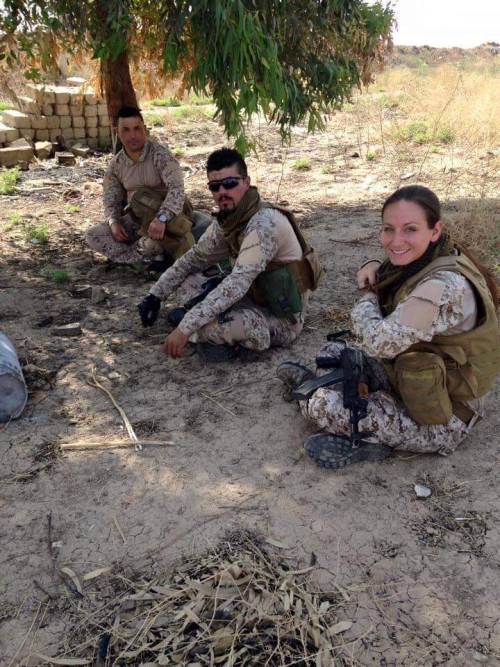 brass-steel-lead:  cisnowflake:  kibosh-josh-mahgosh:  lnnocentbystander:  shiny-kit-syndrome:  Samantha Jay - an American who spent time with the kurds fighting ISIS.  SICK  🎶There she is, Miss America There she is, your ideal 🎶  So much respect.