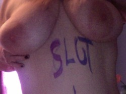 whoreneegirl:  also this.  “Slut”