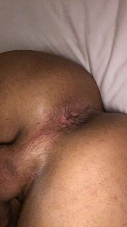 hotladsworld5:  Straight Aussie social media star Shammi gets baited on Snapchat.  Check out more hot straight guys at our blog here. 