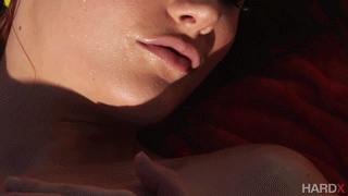 epicwhitegirls:  iknow-youlike:  Siri. For HardX. Holly f…😏😏😏 2.  a true