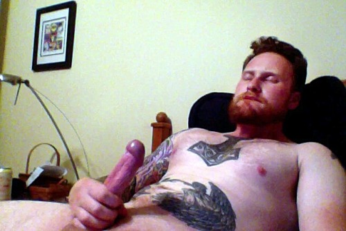 brainjock:  Beefy Biker Bro needs a new bitch NOW!  OMG….this beefy Tahoe dude is rockin’ so damn HARD right now! He’s 6'2, 235, 8x5.5 inch cock! He recently got dumped by his girlfriend and is looking for a hardcore bitch that likes to hit the