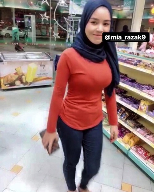 scottddin: Mia Razak