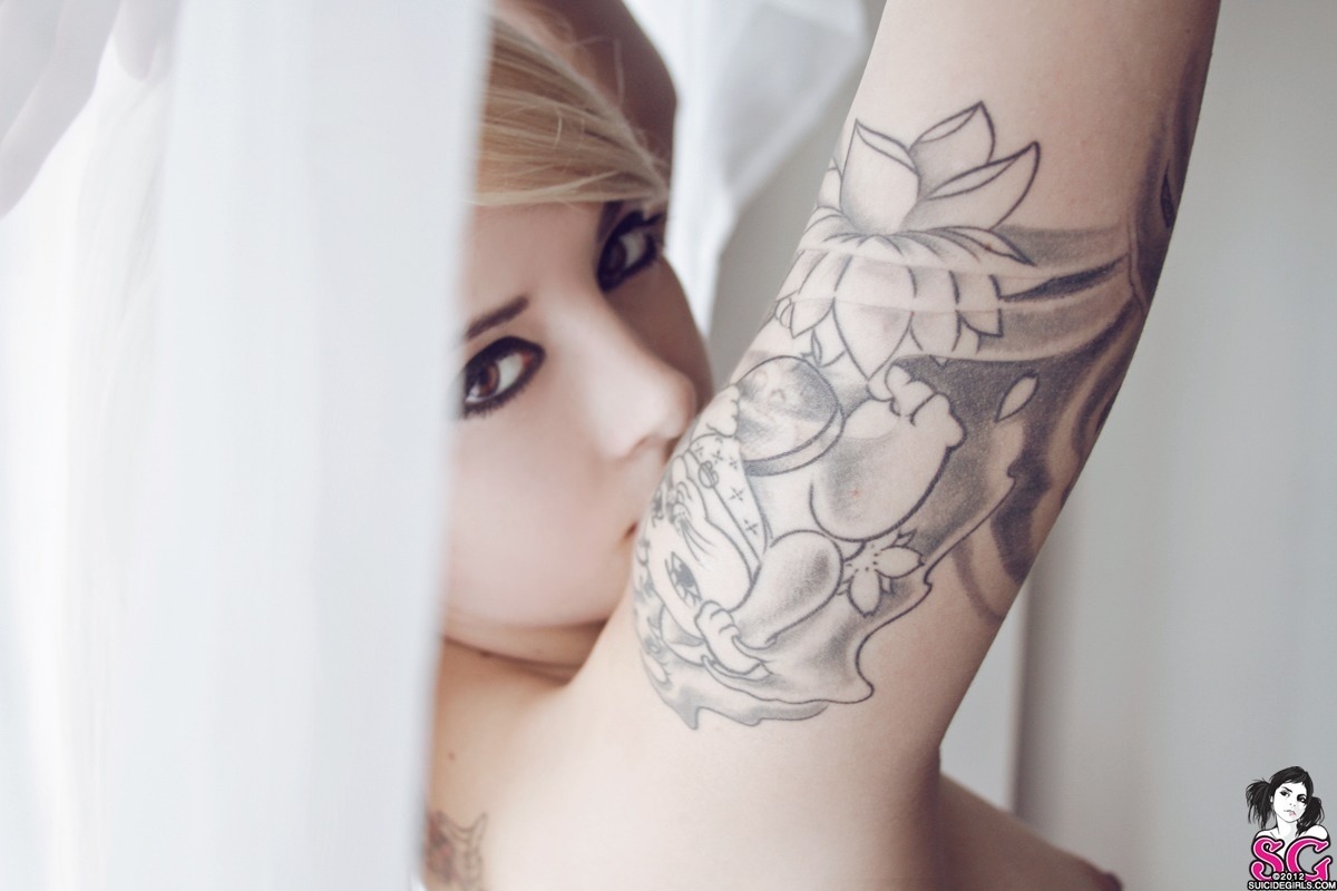 Perfect Suicide Girls