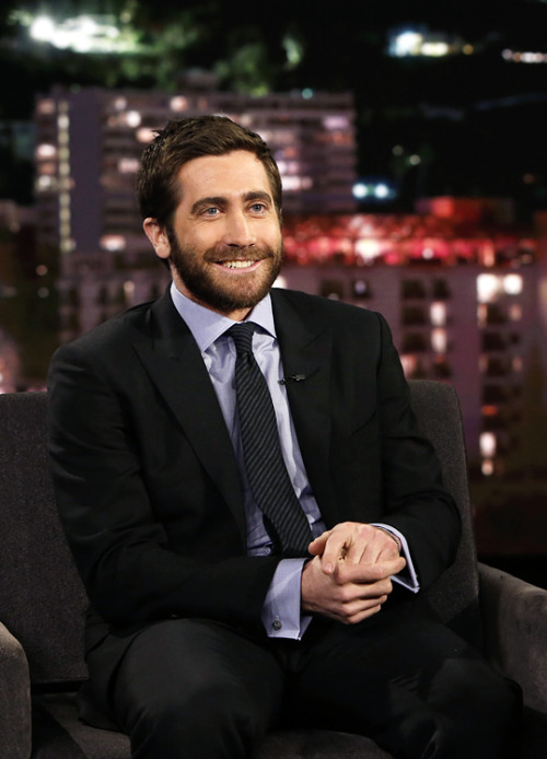 gyllenhaaldaily:   Jake Gyllenhaal On Jimmy Kimmel Live!