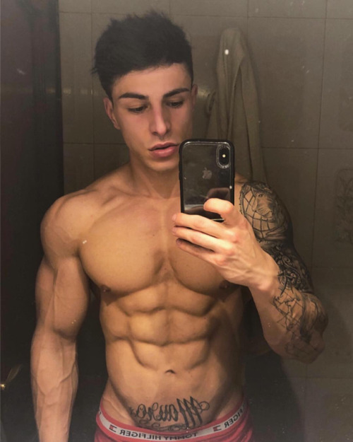 IG: maurocalvet