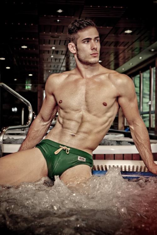 kinkybottomboy:  Punishable