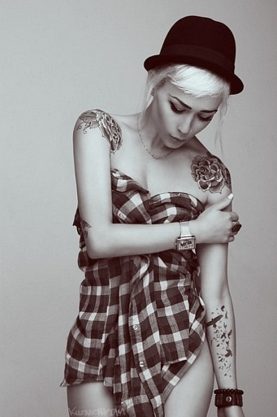kawaii-tattoos:  Nasty Fashion DON’Ts! There’s fashion that’s HOT and then