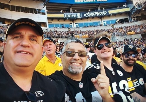 Pittsburgh, it was great! Thank you 🙏🏽  Go @raiders #raidernation #raiders @hofbrauhaus_pittsburgh, Pamelas Cafe, @heinzfield  (at Pittsburgh, Pennsylvania) https://www.instagram.com/p/CUGdGhvP96uz2ccf5IL8J2Jjgpjv8COiZBWfn40/?utm_medium=tumblr