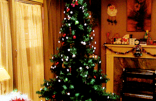 soundsofmyuniverse:Doctor Who “The Christmas Invasion” (2005)