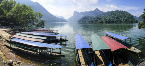 celestezenn: Ba Bể Lake, the largest natural freshwater lake in Vietnam, and it sits nestled in th