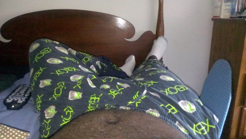 Showing off two things: Pajama Saturday and Xbox damani21 Well, what better way to play XBOX than in the comfort of your PJ’s. It seems rather fitting that they make XBOX pajama pants. :) Thank you for sharing once again.