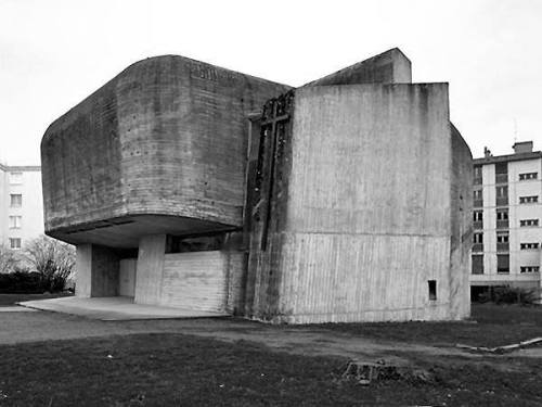 thegasolinestation:  Claude Parent 1923-2016 “It is with profound sadness that we announce that Claude Parent has passed away yesterday, on February 27th, just one day after his 93rd birthday.” Source: Facebook 