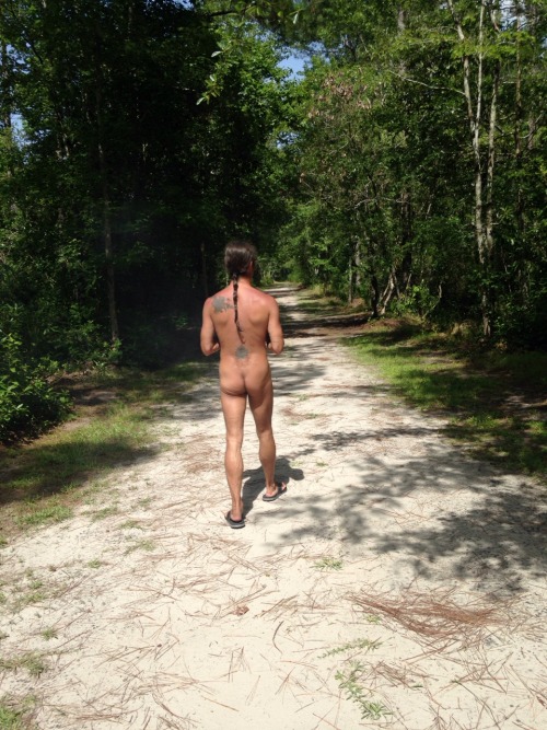 nudism4all: Nudistcouplencva enjoying clothing free recreation enjoy!!!! Repost! Share!Submission: &