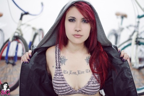 nucking-fugget:  http://nucking-fugget.tumblr.com/ELLYS SUICIDE - A LOT TO OFFER