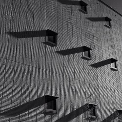 naotake-speaks:庇 - Eaves / iPhone4S &amp; Snapseed, Tokyo