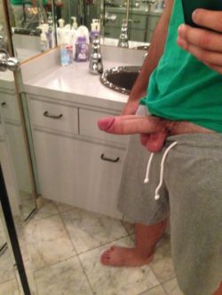 OVER 1800 HUGE DICK POSTS HERE Send yours