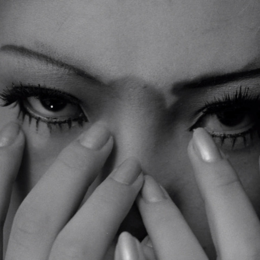 theladyhilikus:  that feeling you get when you realize you really aren’t important.