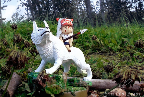 I turned a Twilight Princess-themed amiibo into a custom Princess Mononoke-themed amiibo so here is 