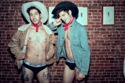 fashionablymaleofficial:  (via “Boys just want to have fun!” The Zakar Twins Pics by Lagaret) 