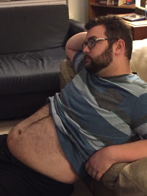 justeatandread:  This is the kind of sexiness I have to deal with everyday. The bf after dinner.