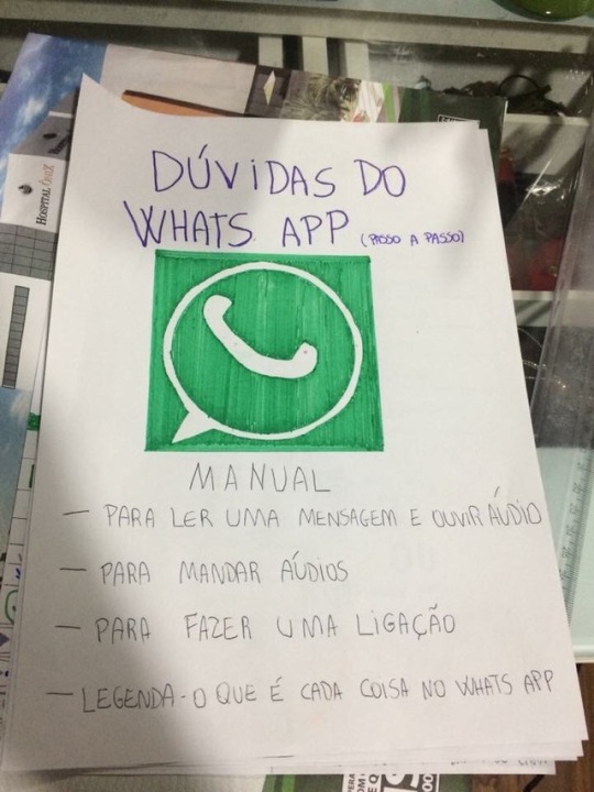fiorigettati:  seu-bobo-da-corte:  AAAA QUE COISA MAIS FOFA  Que coisa mais gostosa da vida! Quem fez isso vem cá!!! Quero te dar um abraço 😍