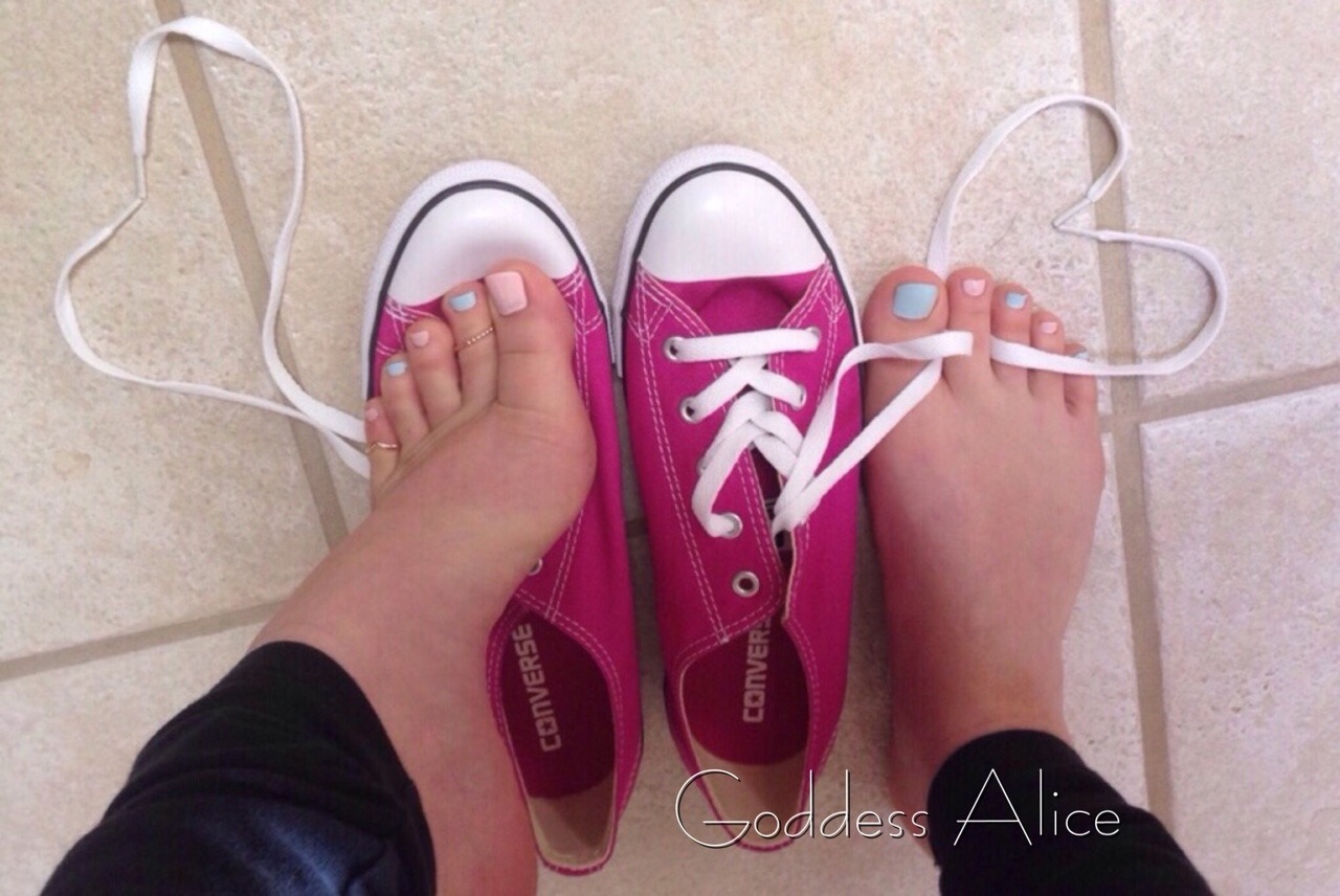 Foot Goddess Alice