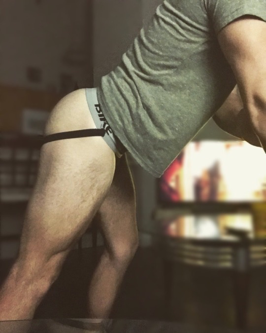 dudesinjockstrap: