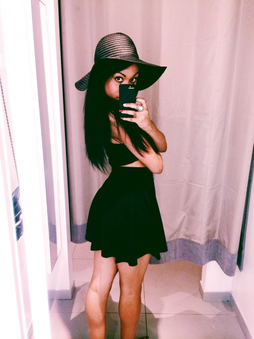 90skiddsolotoowild:  lunaxcel:  I miss this hat, my mother lost my damn hat…now I  have to find another one.  http://90skiddsolotoowild.tumblr.com/