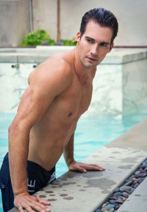 bbmennudeenjoy:  Looks like James Maslow (of Big Time Rush fame) will be our eye candy for this season…thoughts? 