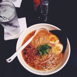 tsecky-anna:  Spicy miso // 🍜 #ramen (at