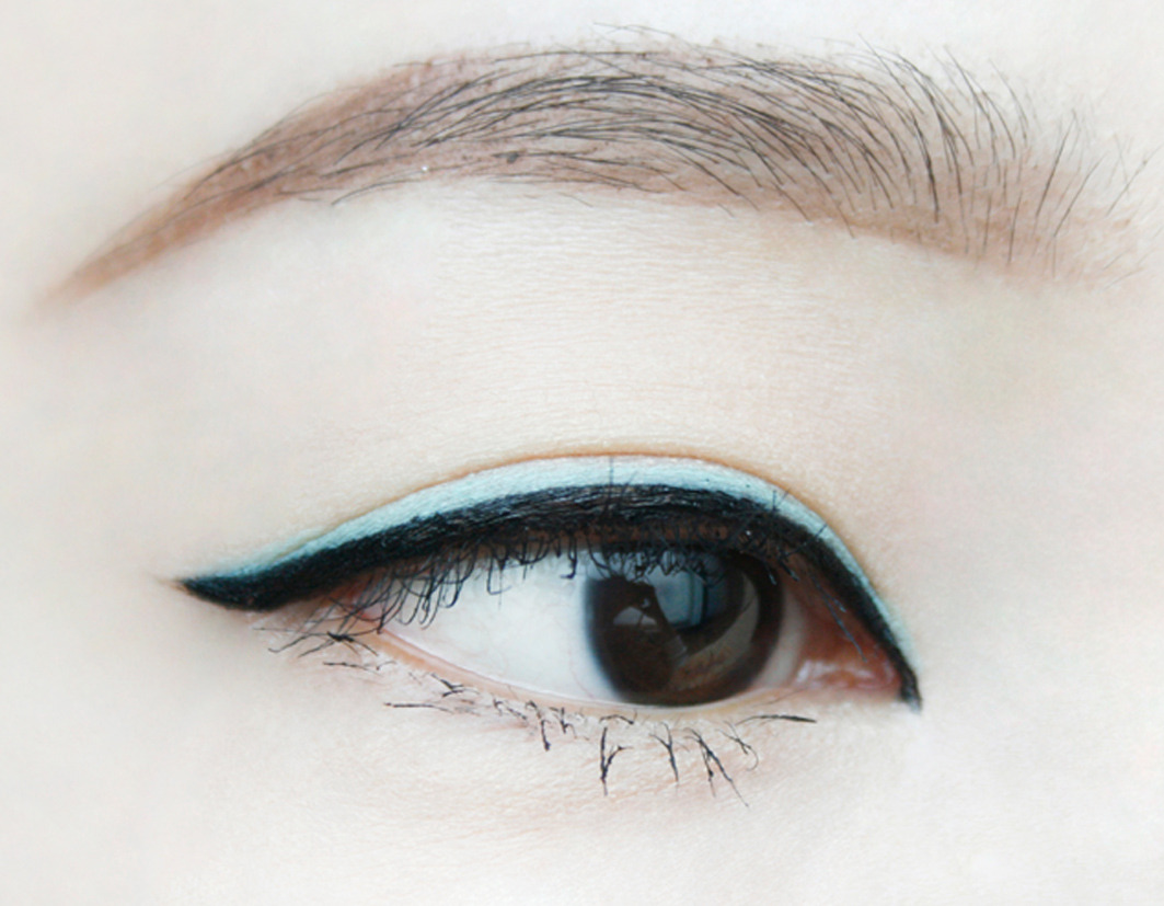 k-ayo:  CLIO Gelpresso Waterproof Pastel Upper Liner ₩ 8,400  