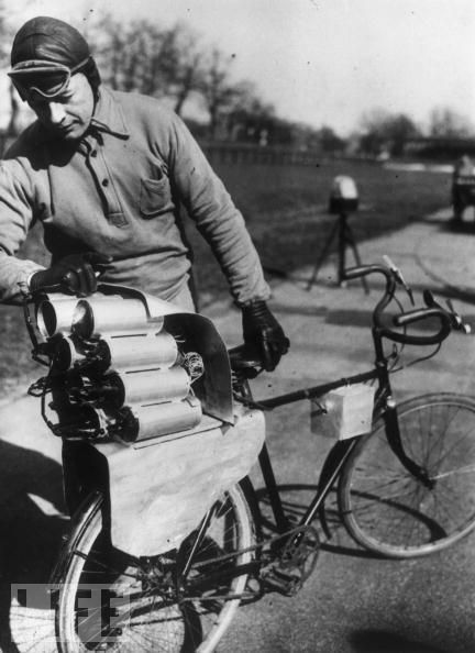 simbartez:  Berlin, March 1931 —- a rocket powered bicycle