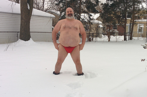 speedochubby:In deed sultmhoor: Bikinis are appropriate for any weather!