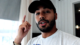  , 1996 [ #300GIFS] VARIOUS /michael Evans Behling Isnigerian & White, Please Cast Accordingly And Use