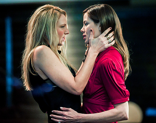 Anna Torv and Michelle Monaghan in Open [x]