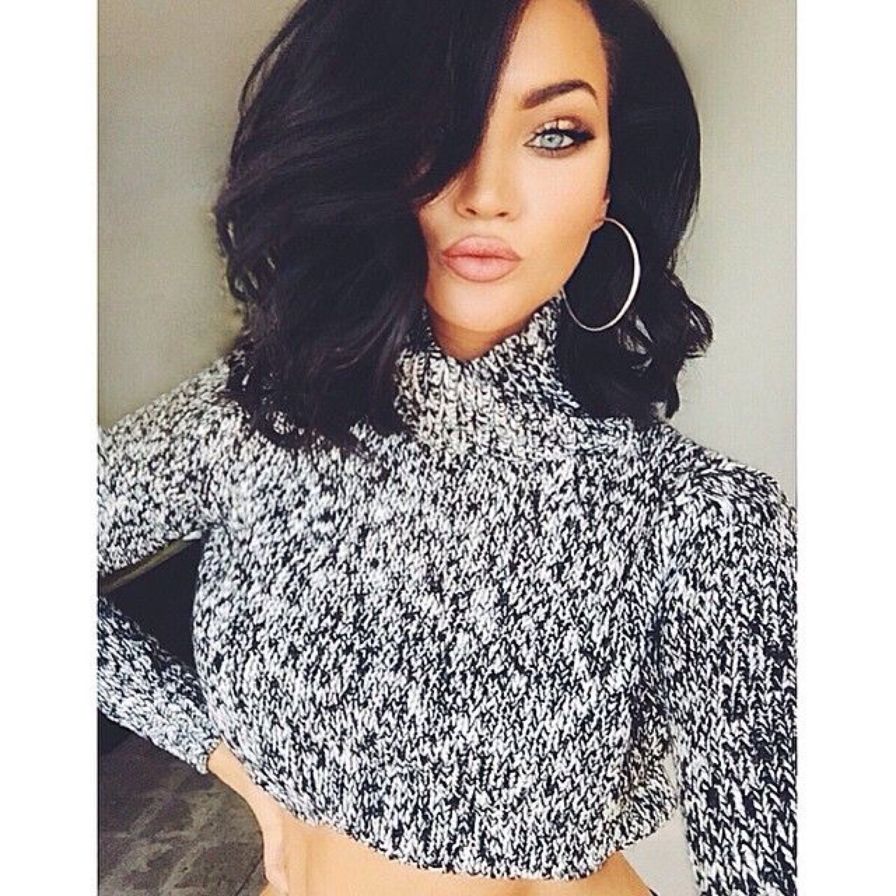 flawlessbunnys:  Instagram:@NatalieHalcro