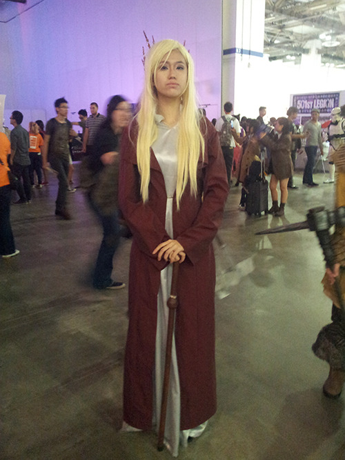 The Hobbit cosplayers at Singapore Toy, Game and Comic Convention (STGCC), easily the raddest group 