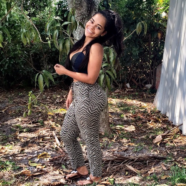 godsgifttomankind:  Laureainstagram.com/atingofbeauty