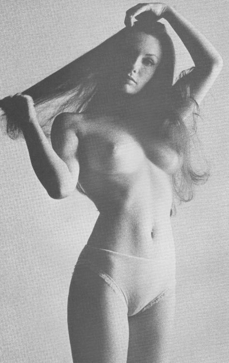 xxx-girl-xxx:  Brooke Mills , 1965 by Peter Gowland [ Amazon ]