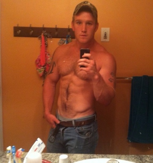 ksufraternitybrother:  HUSBAND MATERIALKSU-Frat adult photos