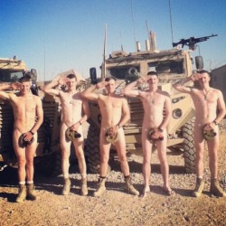 ★ Nude Soldiers ★