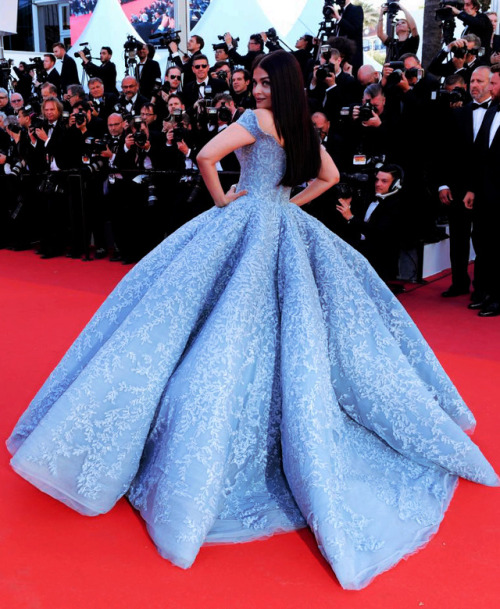 dailybollywoodqueens:Aishwarya Rai at Cannes, 2017