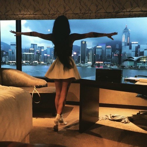 http://forevermydreams93.tumblr.com/post/116115903065