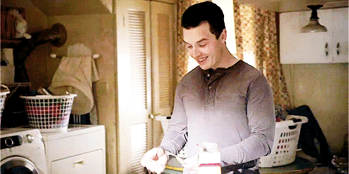 :  Ian: (◕‿-)  Mickey: (◕‿◕✿) 