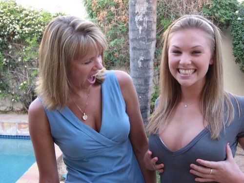 motherdaughterlovers:  Sylvia couldn’t believe how built her daughter had become. She really d